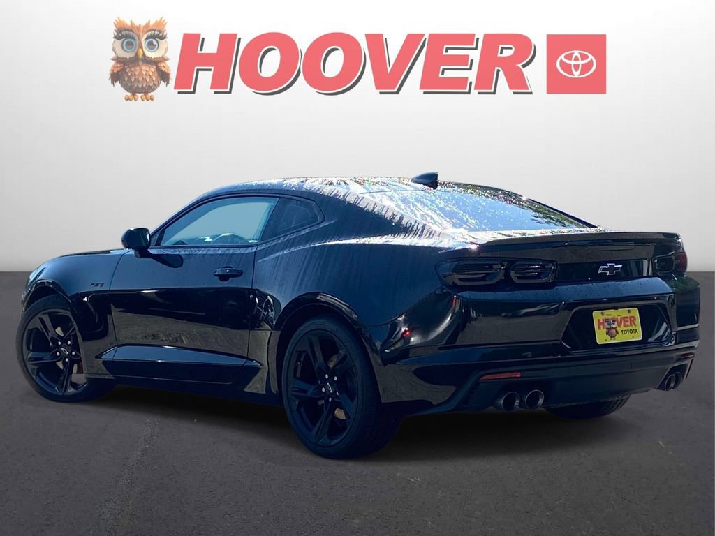 Used 2020 Chevrolet Camaro LT RWD image 5