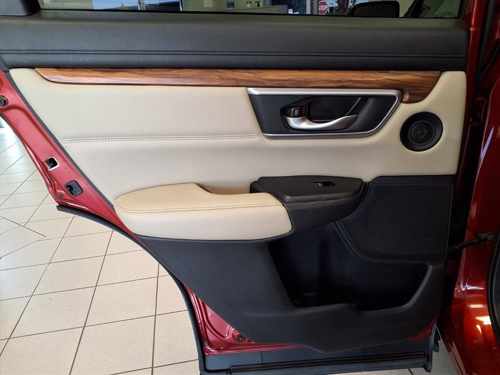 Used 2019 Honda CR-V Touring image 18