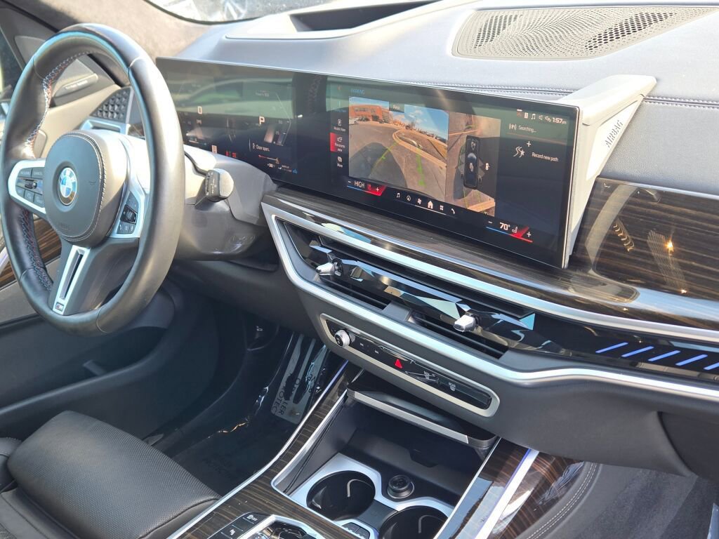 Used 2024 BMW X7 M60i w/ Executive Package image 12