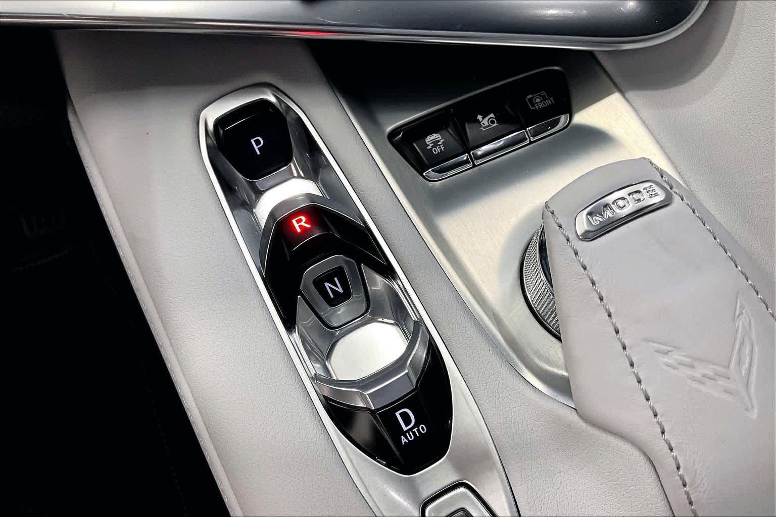Used 2022 Chevrolet Corvette Stingray Preferred Cpe w/ Z51 Performance Package RWD image 32