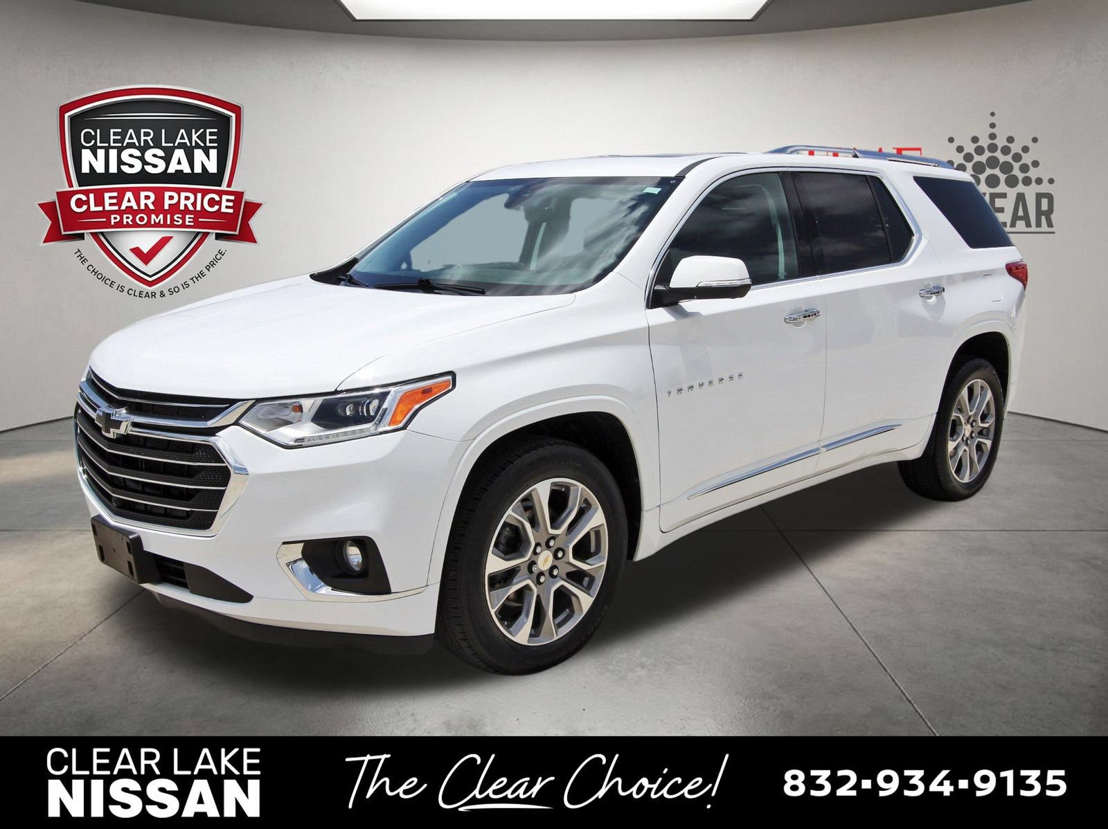 Used 2021 Chevrolet Traverse Premier w/ LPO, Floor Liner Package FWD image 3