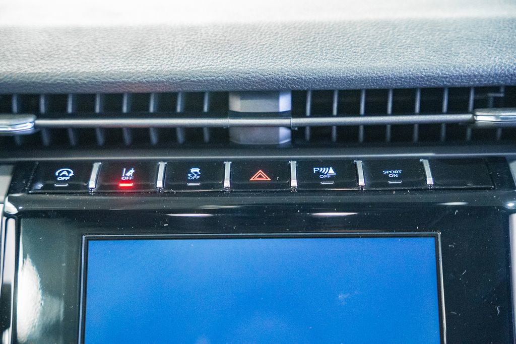 New 2025 Jeep Grand Cherokee Laredo X w/ Luxury Tech Group I image 24