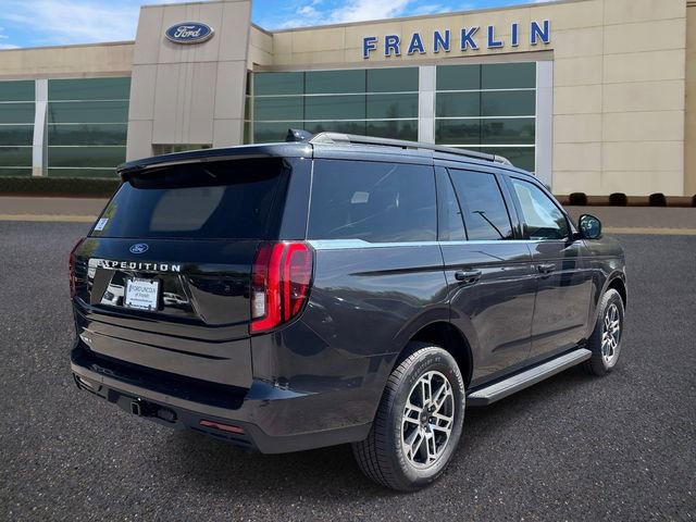 New 2026 Ford Expedition Active RWD image 7