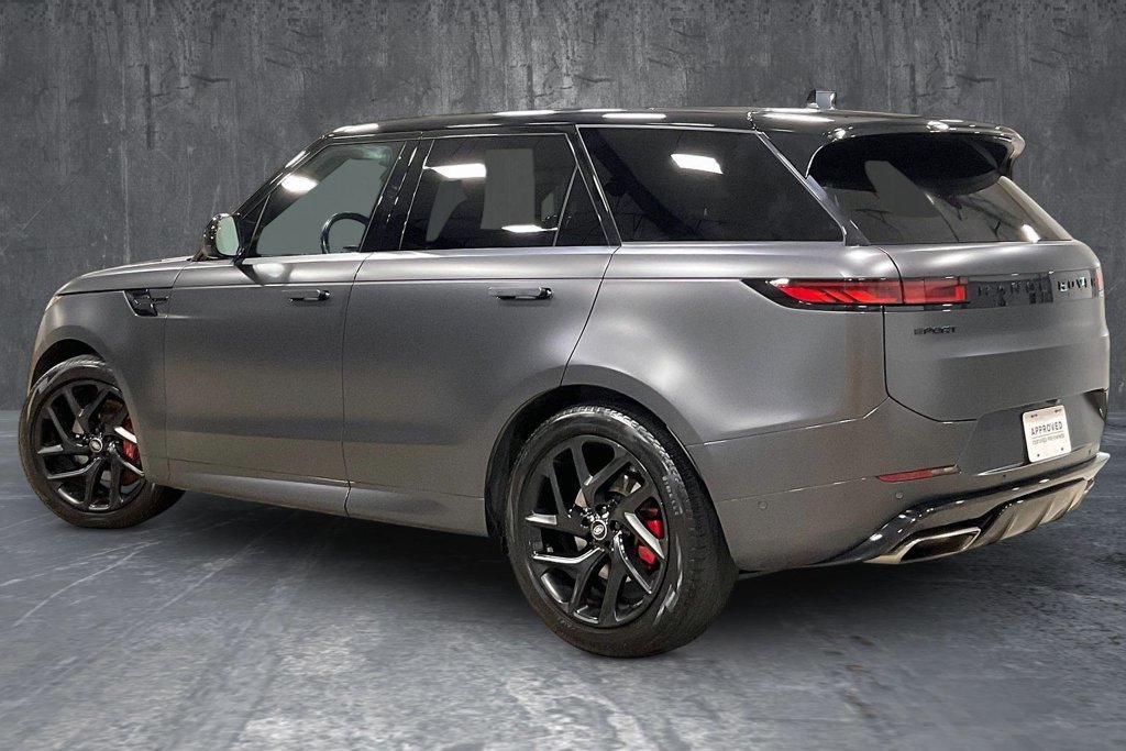 Used 2024 Land Rover Range Rover Sport Dynamic SE AWD/4WD image 4