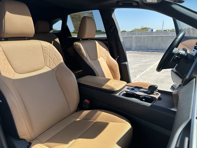 Used 2024 Lexus RX 350 Premium w/ Accessory Package (Z1) image 29