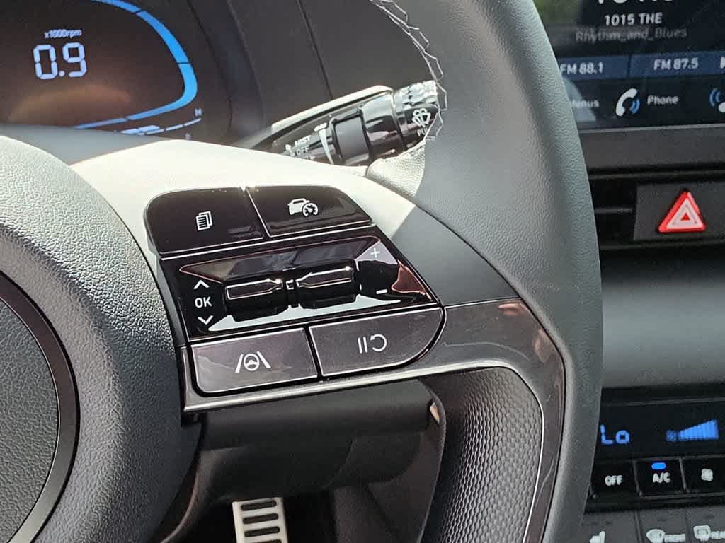 New 2026 Hyundai Elantra SEL Sport FWD image 25