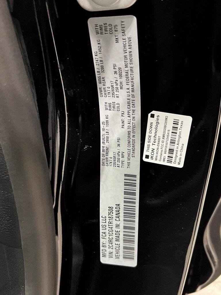 New 2026 Chrysler Voyager LX image 34