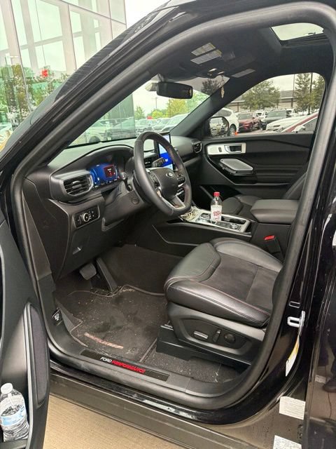 Used 2024 Ford Explorer ST w/ Technology Package AWD/4WD image 9