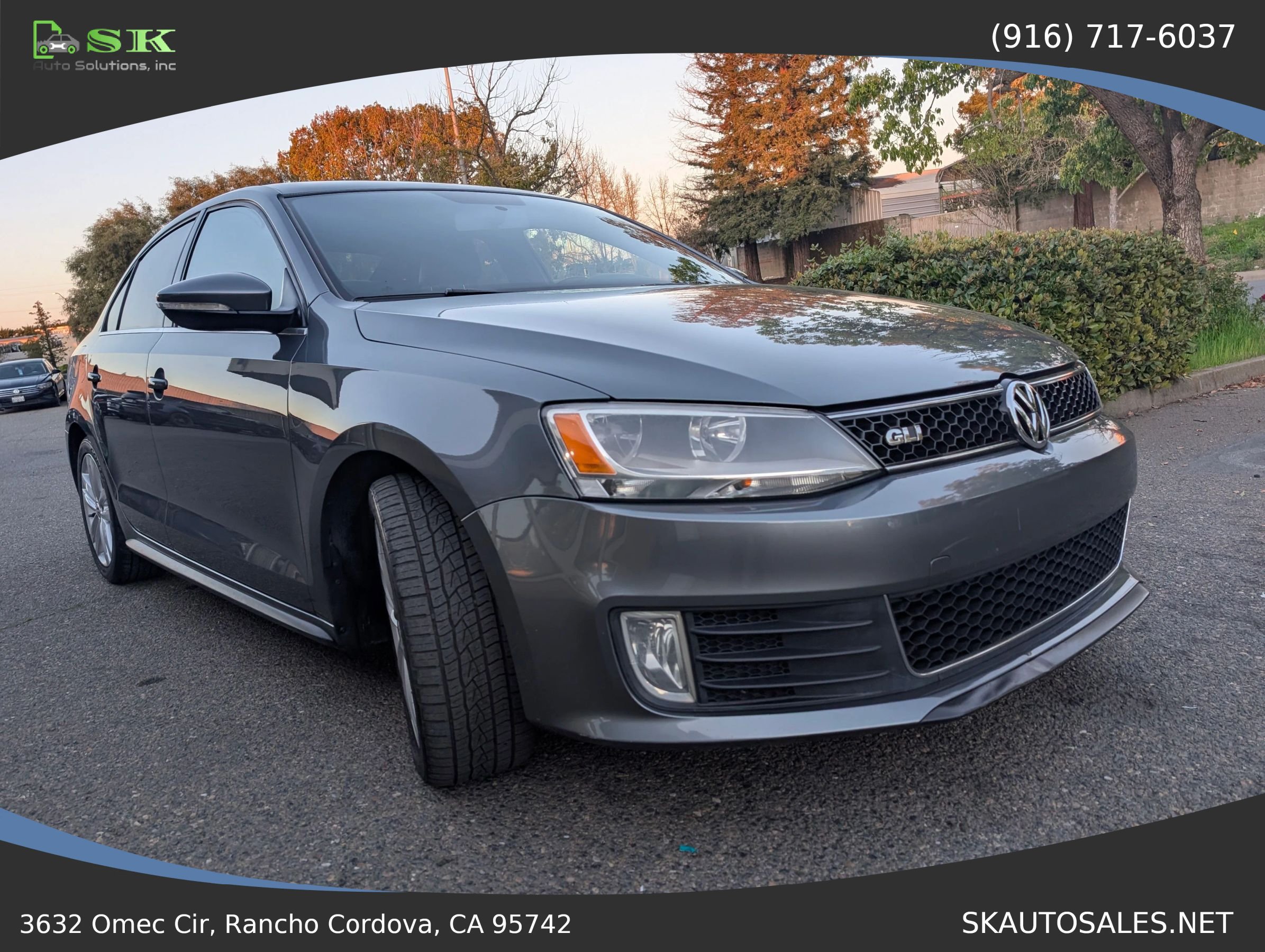 Used 2014 Volkswagen Jetta GLI FWD image 4