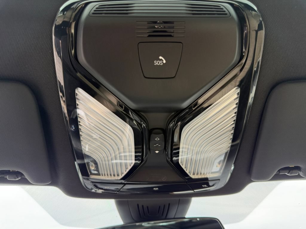 Used 2023 BMW i4 eDrive35 w/ Premium Package RWD image 17