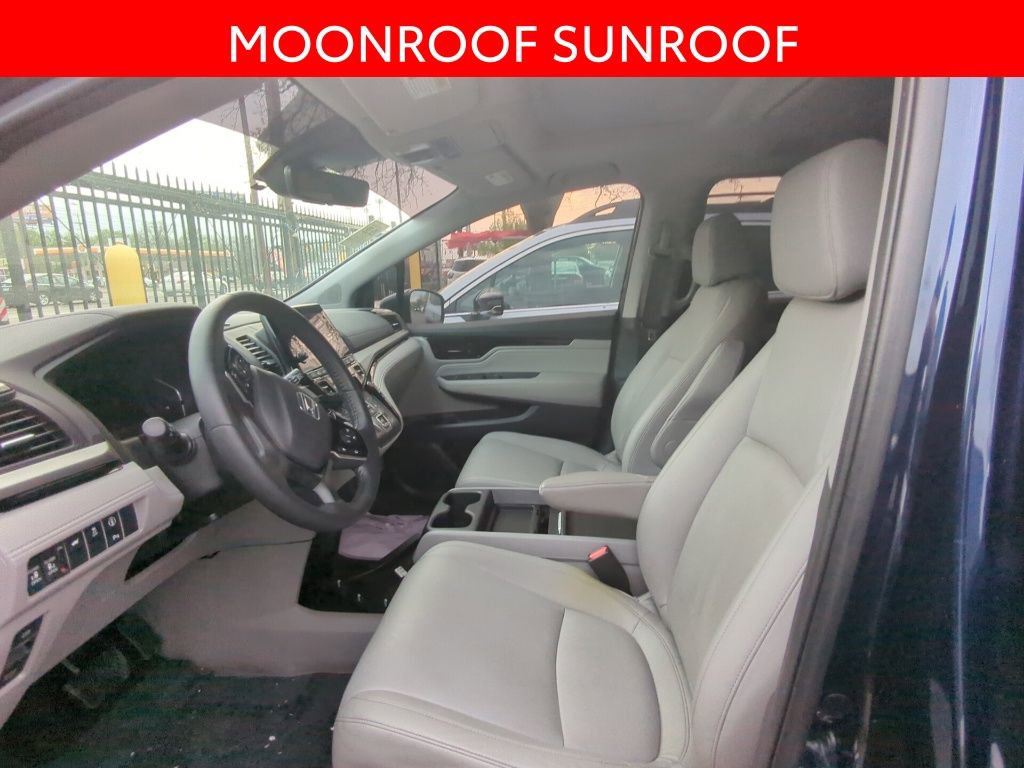 Used 2023 Honda Odyssey Touring image 6