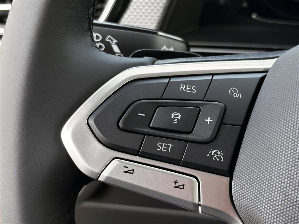 New 2025 Volkswagen Atlas Cross Sport SEL Premium R-Line image 24