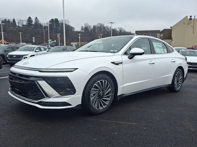 New 2026 Hyundai Sonata Limited image 2