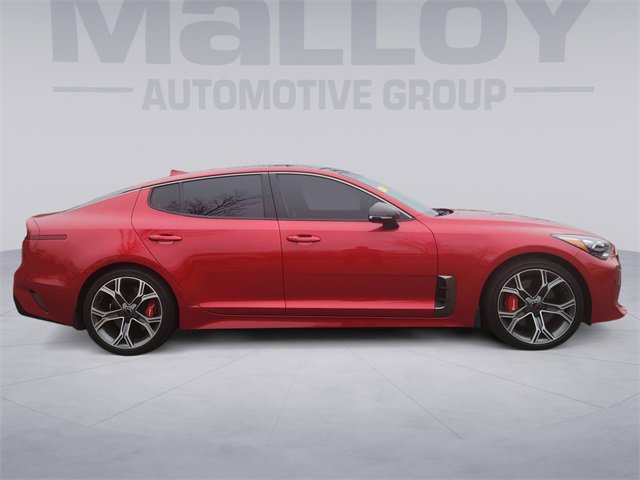 Used 2018 Kia Stinger GT2 image 2