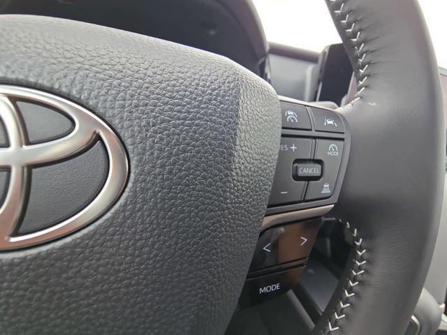 Used 2026 Toyota Camry SE w/ Convenience Package FWD image 17