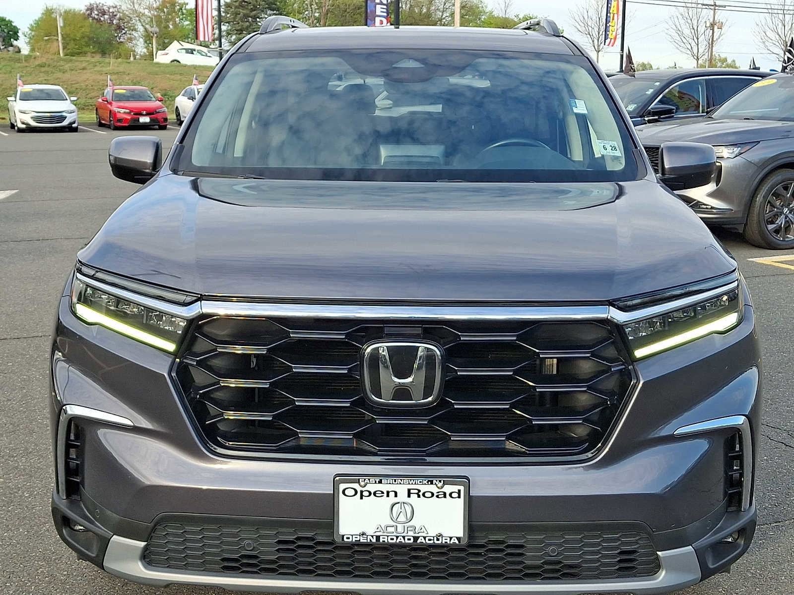 Used 2023 Honda Pilot Touring image 2