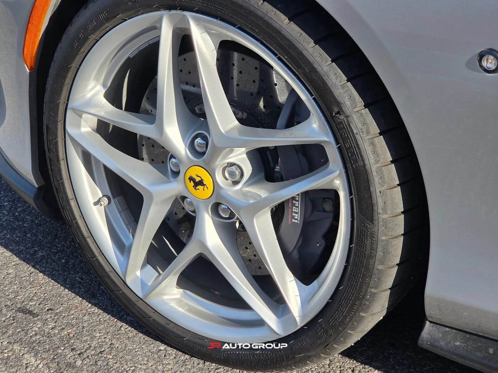 Used 2021 Ferrari Roma RWD image 11