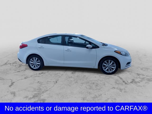 Used 2016 Kia Forte LX w/ LX Popular Plus Package image 2