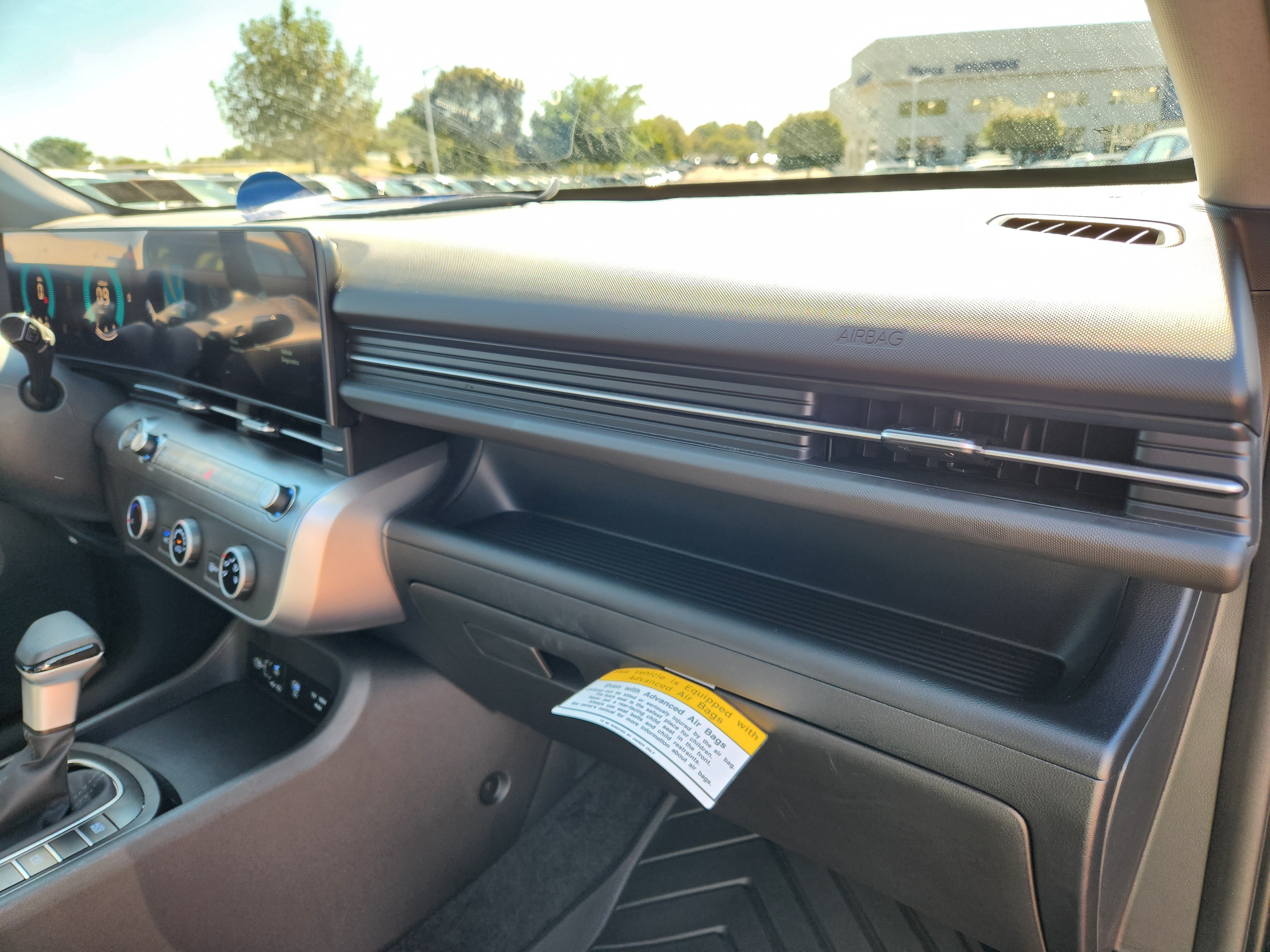 Certified 2026 Hyundai Kona SE AWD/4WD image 17