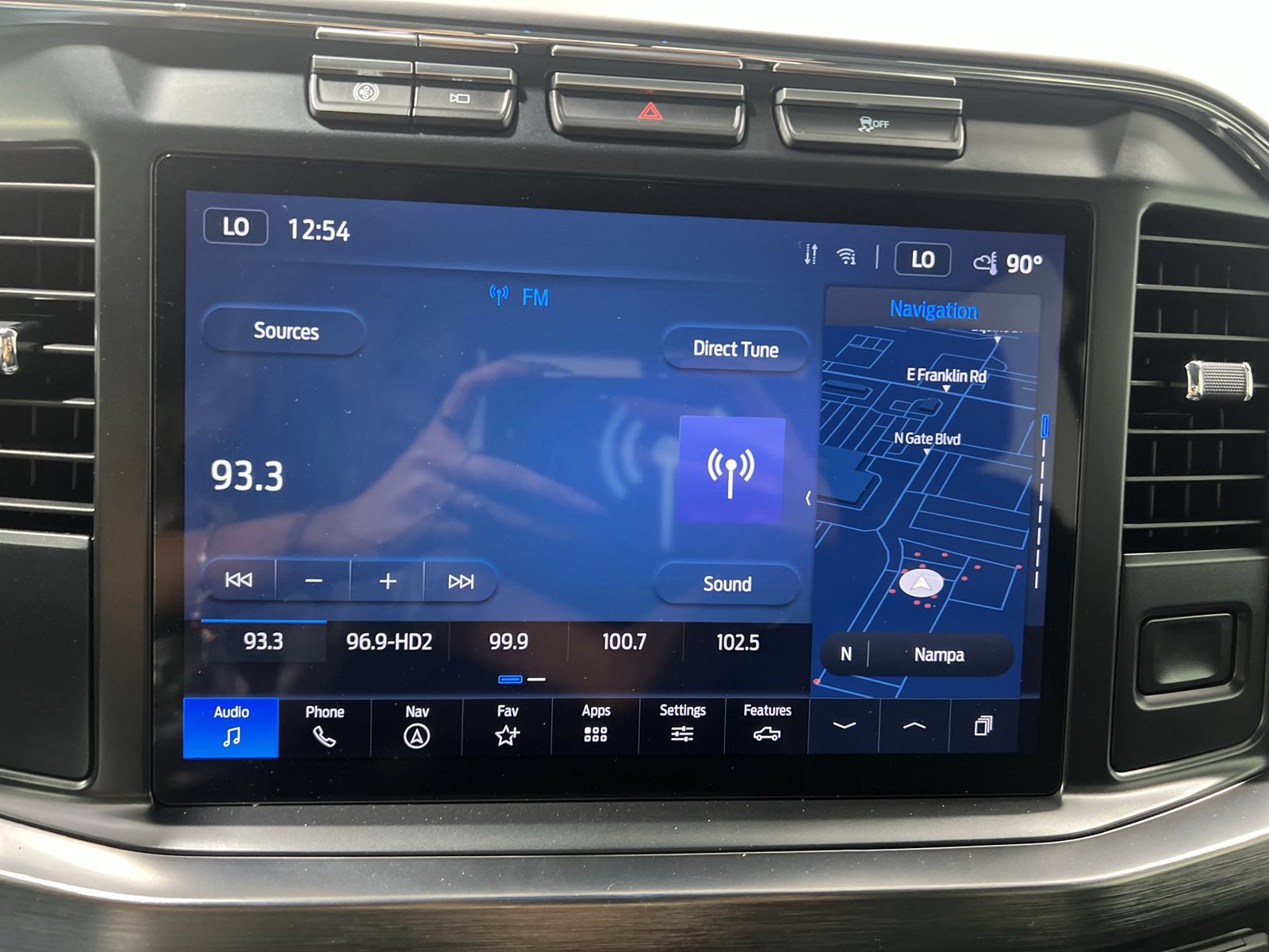 Used 2024 Ford F350 Lariat AWD/4WD image 16