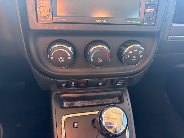 Used 2015 Jeep Patriot High Altitude AWD/4WD image 18