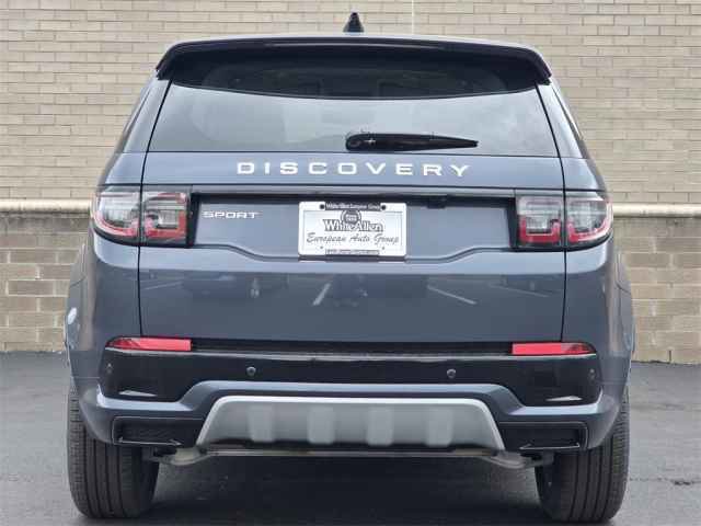 New 2025 Land Rover Discovery Sport S image 32
