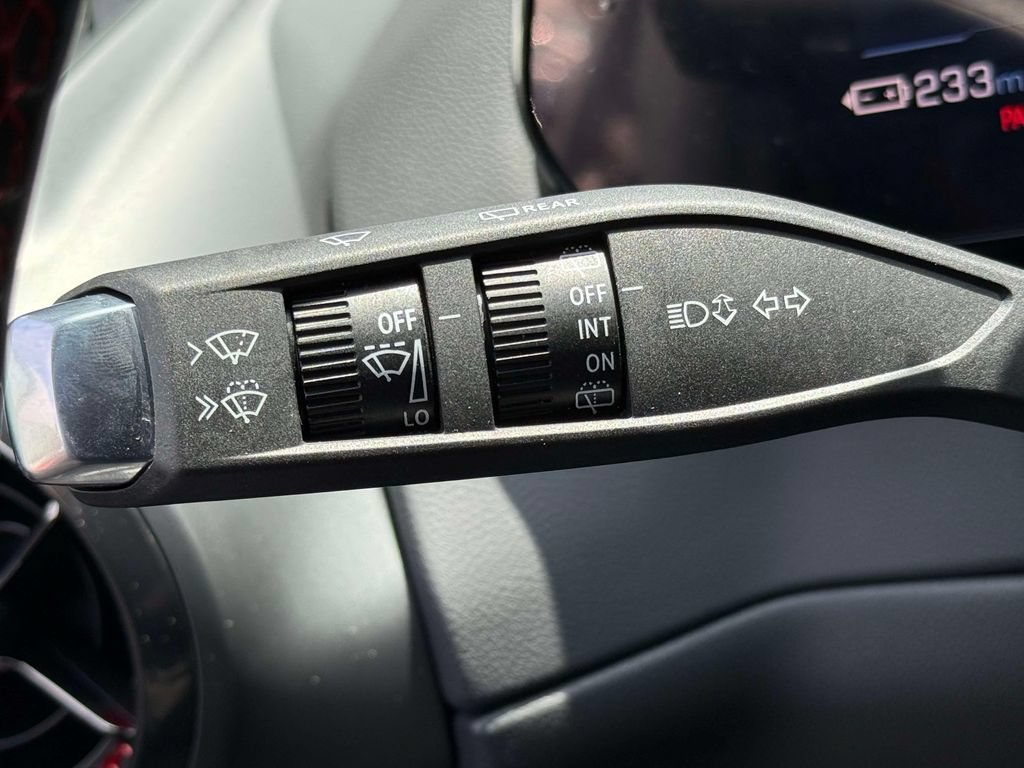 Used 2024 Chevrolet Equinox EV RS FWD image 27