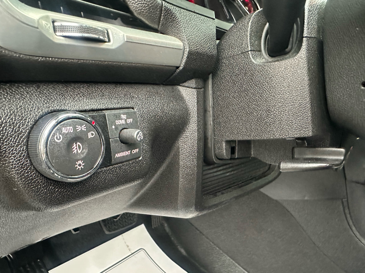 Used 2017 GMC Acadia Limited SLT image 23