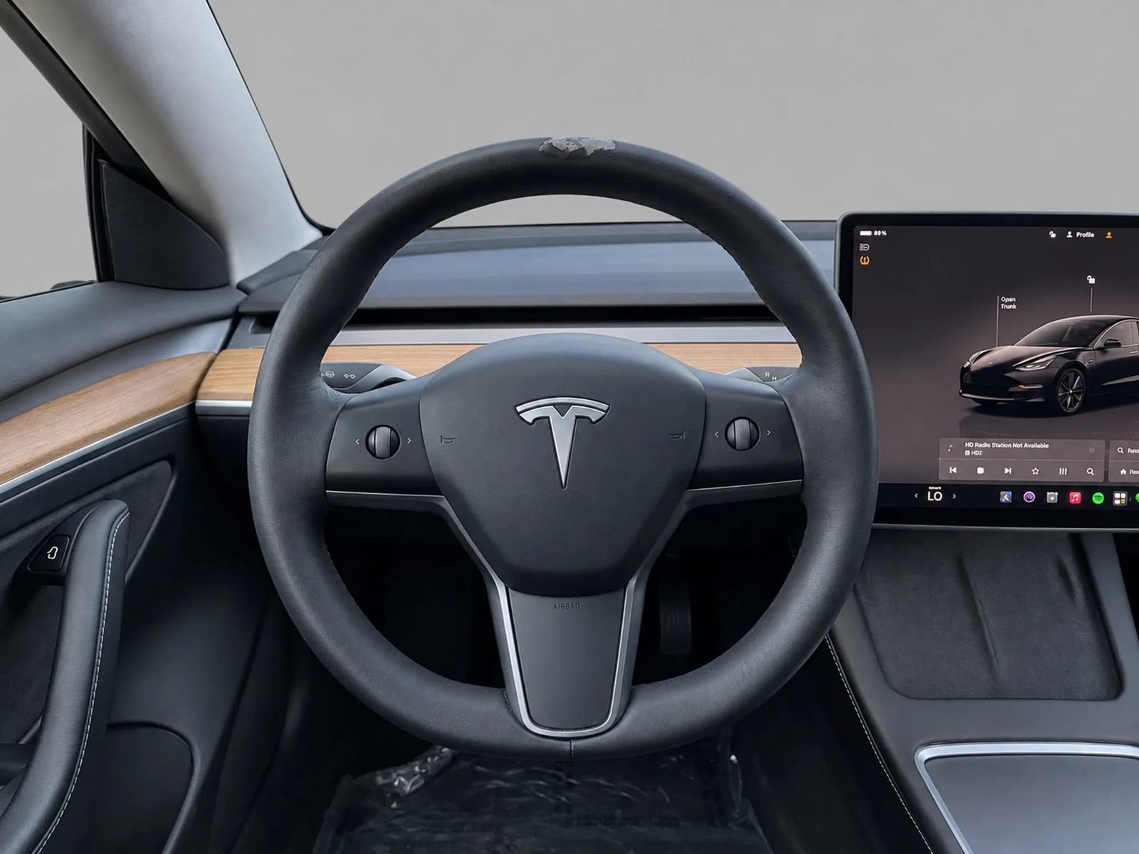 Used 2023 Tesla Model 3 Standard Range RWD image 30