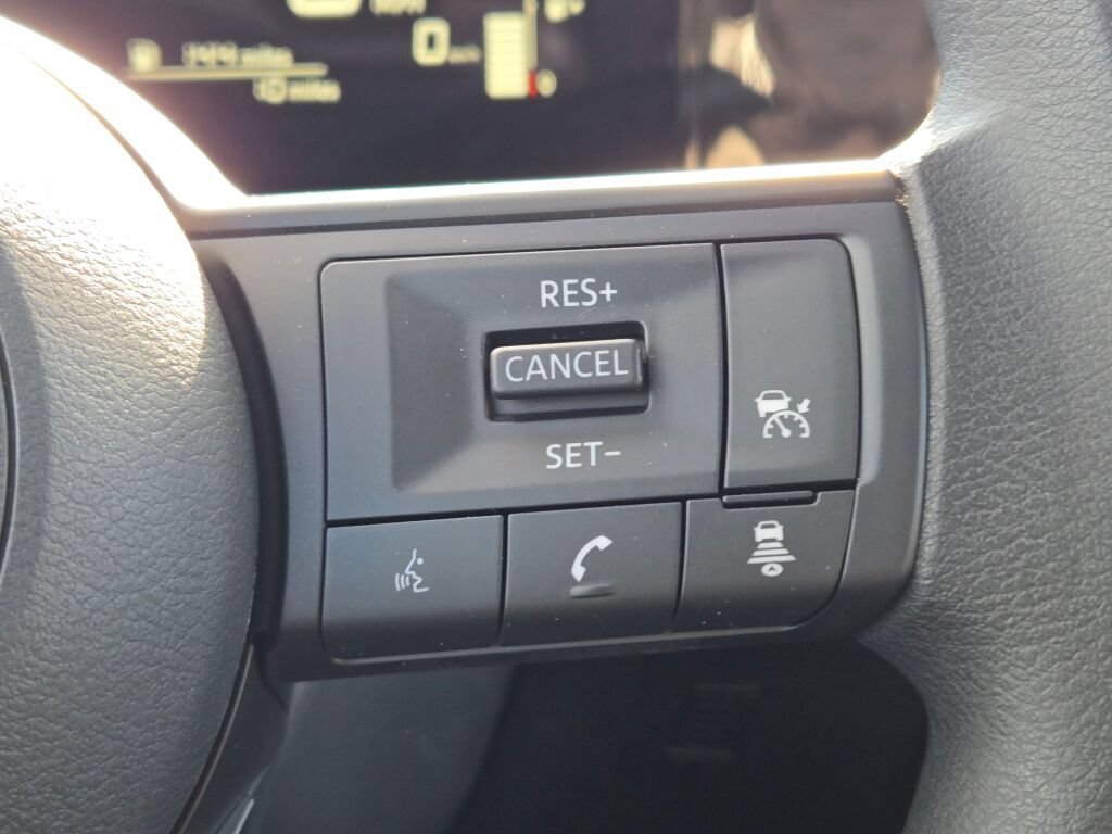 Used 2026 Nissan Kicks SV w/ SV Premium Package AWD/4WD image 28