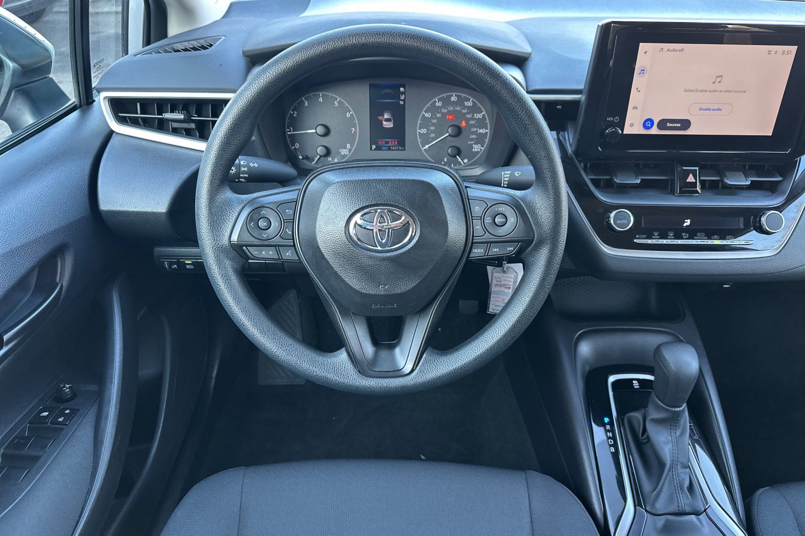 Used 2025 Toyota Corolla LE image 16