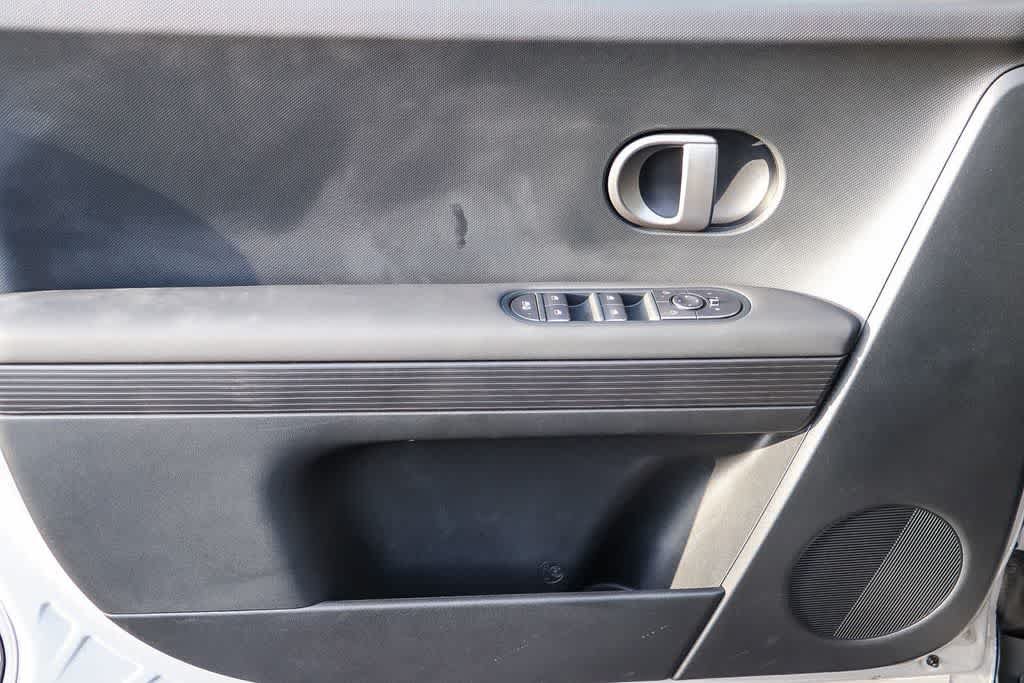 New 2026 Hyundai Ioniq 5 SEL RWD image 23