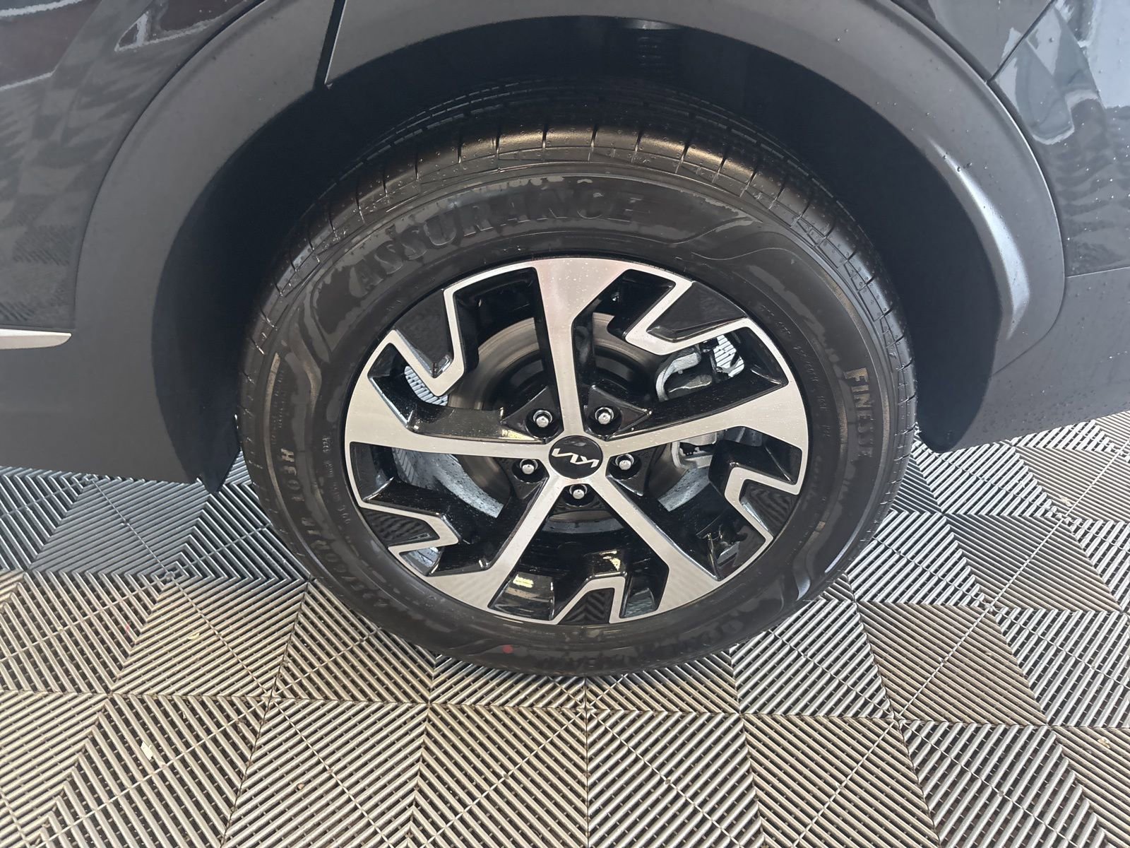 New 2025 Kia Sportage EX w/ EX Premium Package image 7