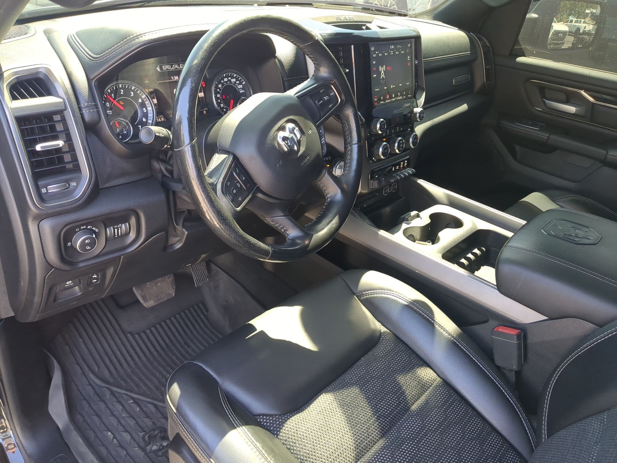 Used 2019 RAM 1500 Sport w/ Level 2 Equipment Group AWD/4WD image 16