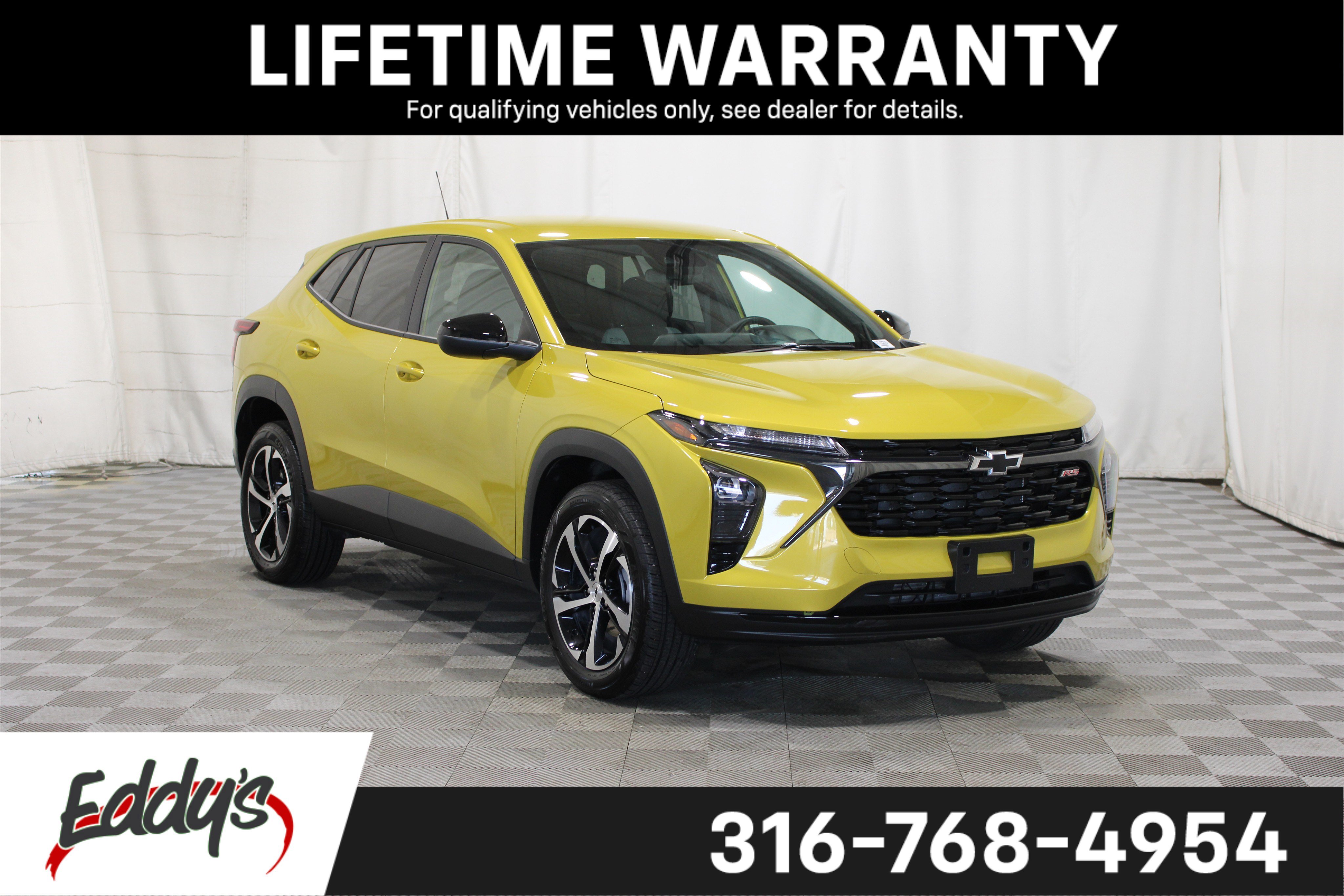 Used 2024 Chevrolet Trax RS w/ Driver Confidence Package FWD image 1