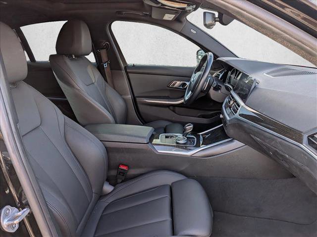 Used 2020 BMW 330i Sedan w/ Convenience Package image 17
