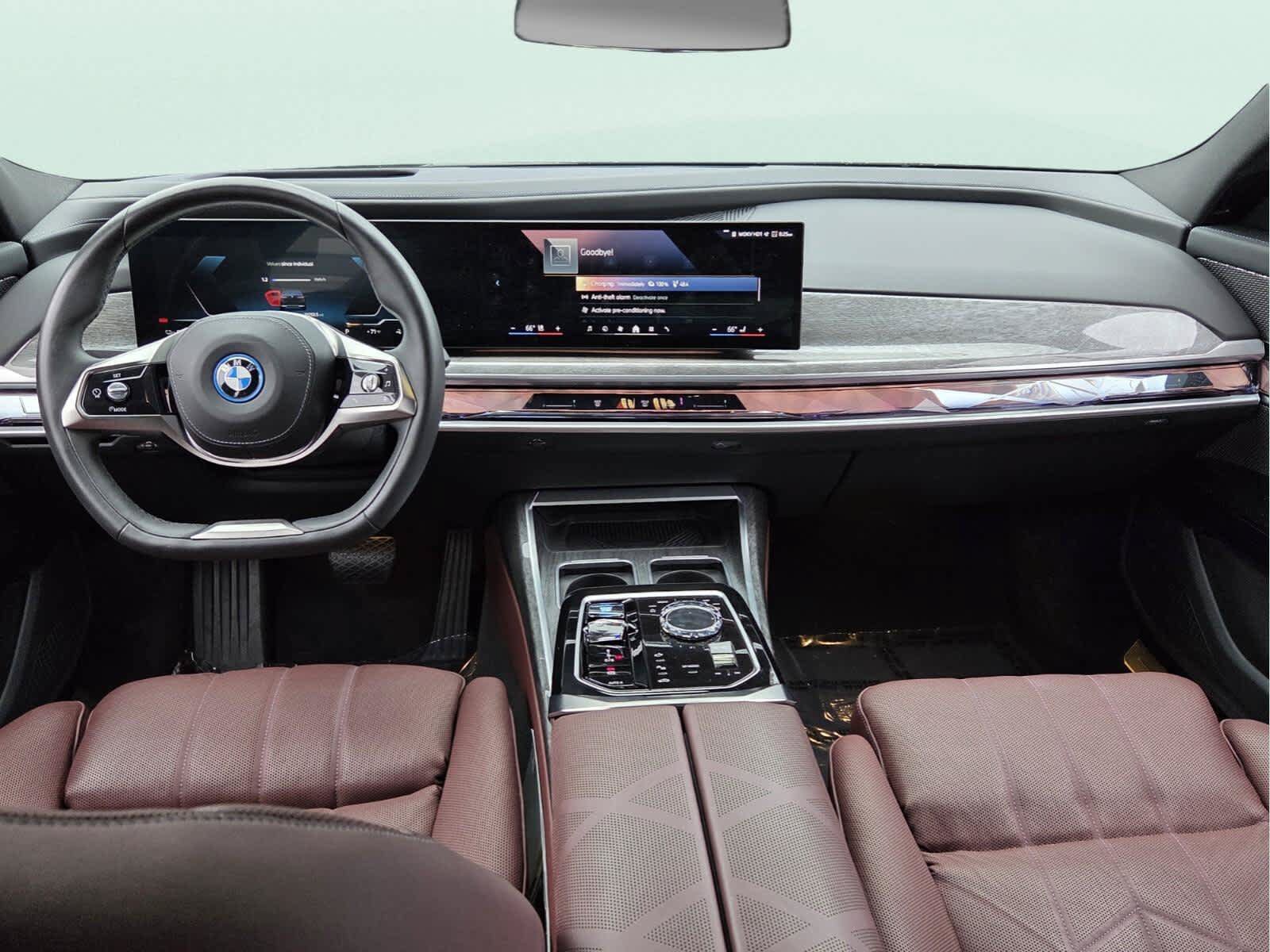 Used 2024 BMW i7 eDrive50 w/ Premium Package RWD image 11