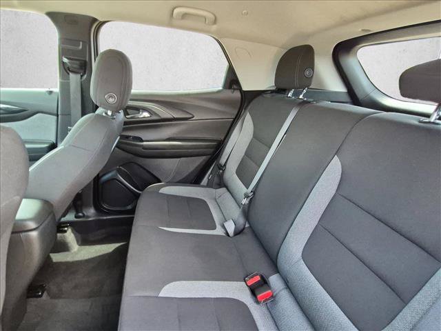 Used 2025 Chevrolet TrailBlazer LT AWD/4WD image 19