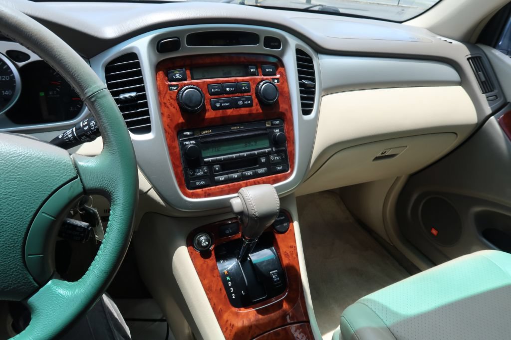 Used 2004 Toyota Highlander 2WD V6 image 13