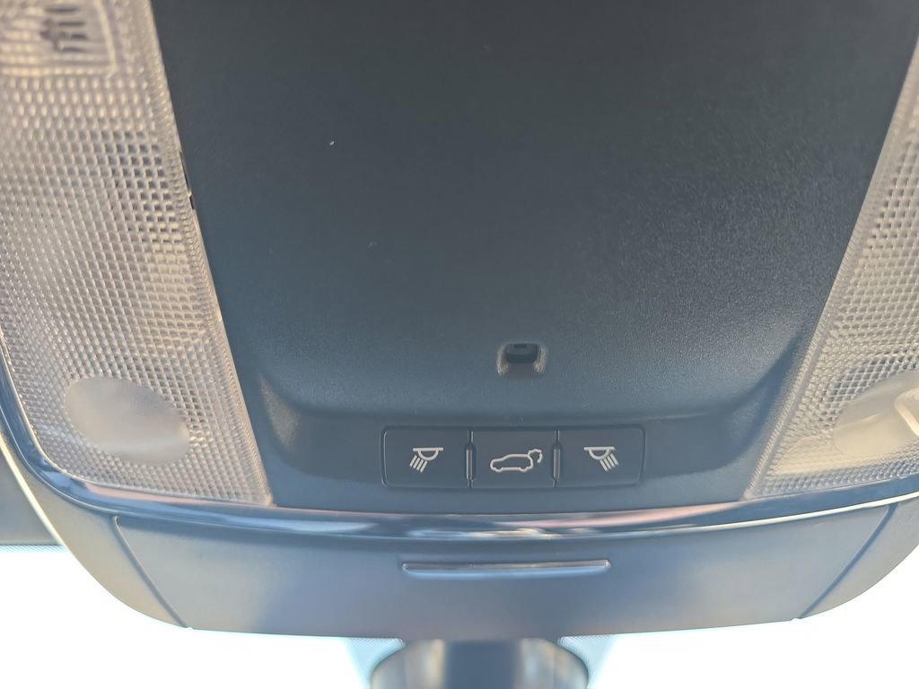 Used 2018 Jeep Grand Cherokee Laredo image 33
