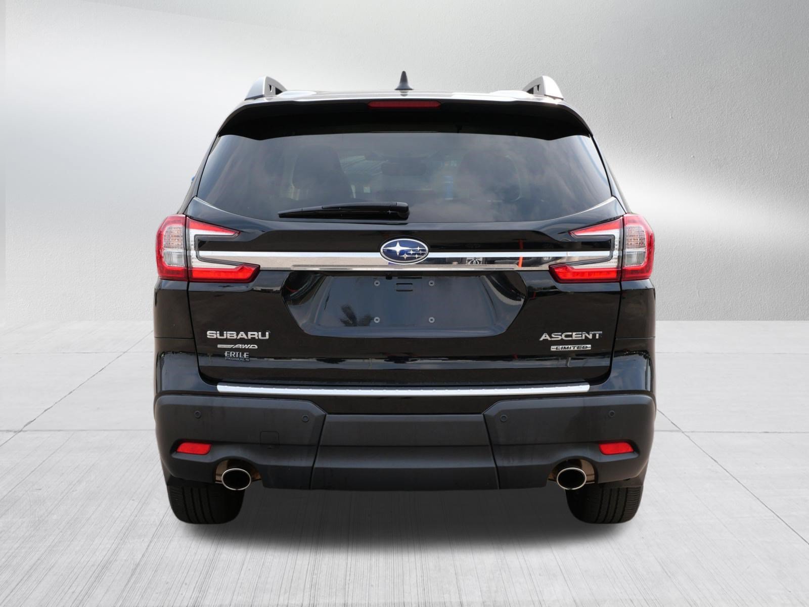 Used 2024 Subaru Ascent Limited w/ Technology Package AWD/4WD image 6
