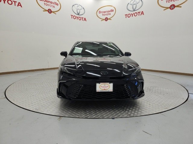 Used 2025 Toyota Camry XSE w/ Premium Package image 4