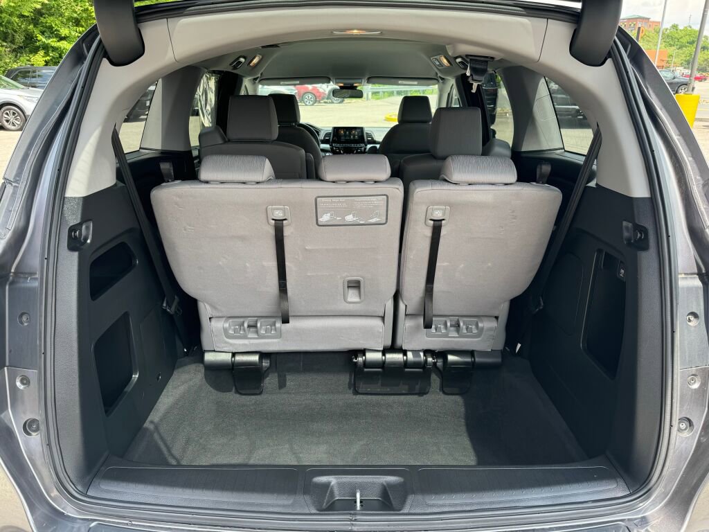 Used 2023 Honda Odyssey EX image 17