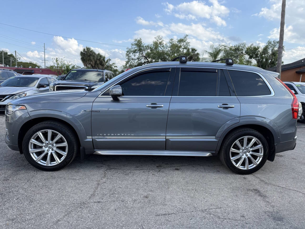 Used 2016 Volvo XC90 T6 Inscription w/ Vision Package AWD/4WD image 4