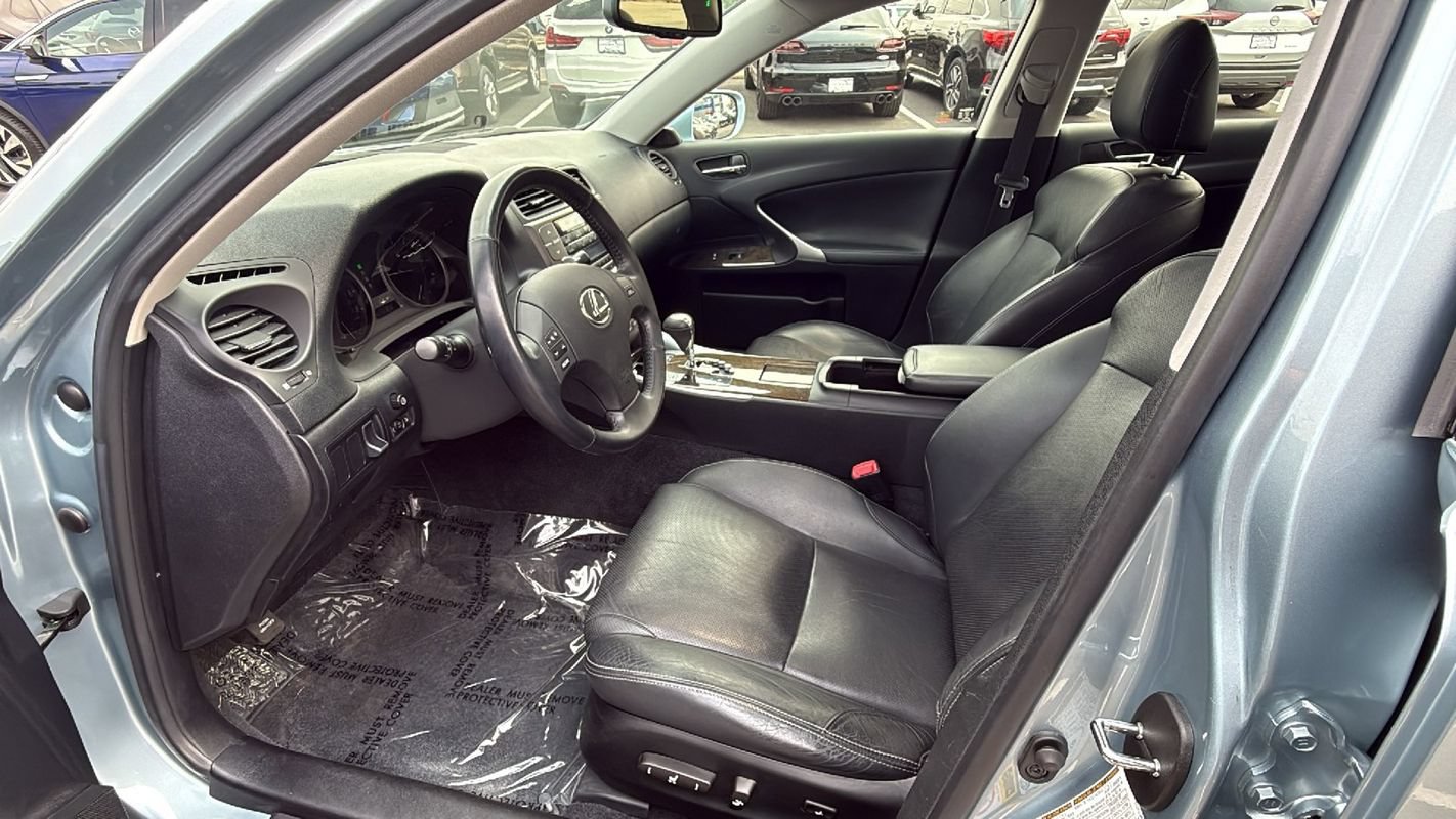 Used 2009 Lexus IS 250 AWD image 10