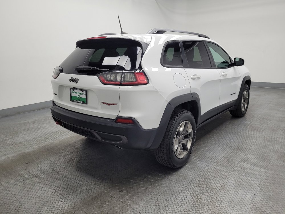Used 2019 Jeep Cherokee Trailhawk w/ Cold Weather Group AWD/4WD image 9