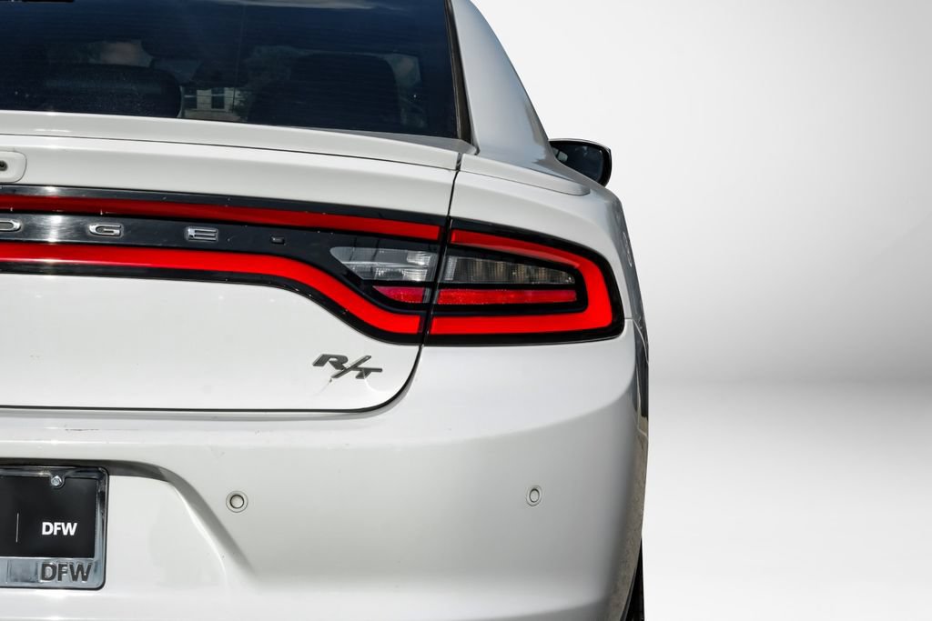 Used 2015 Dodge Charger R/T w/ Plus Group RWD image 53