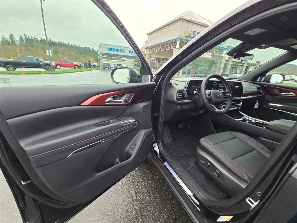 New 2026 Chevrolet Traverse Z71 image 14