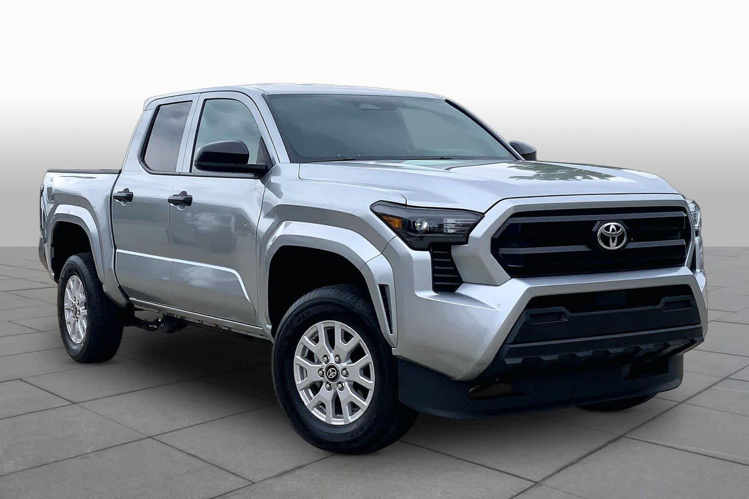 Used 2025 Toyota Tacoma SR RWD image 3