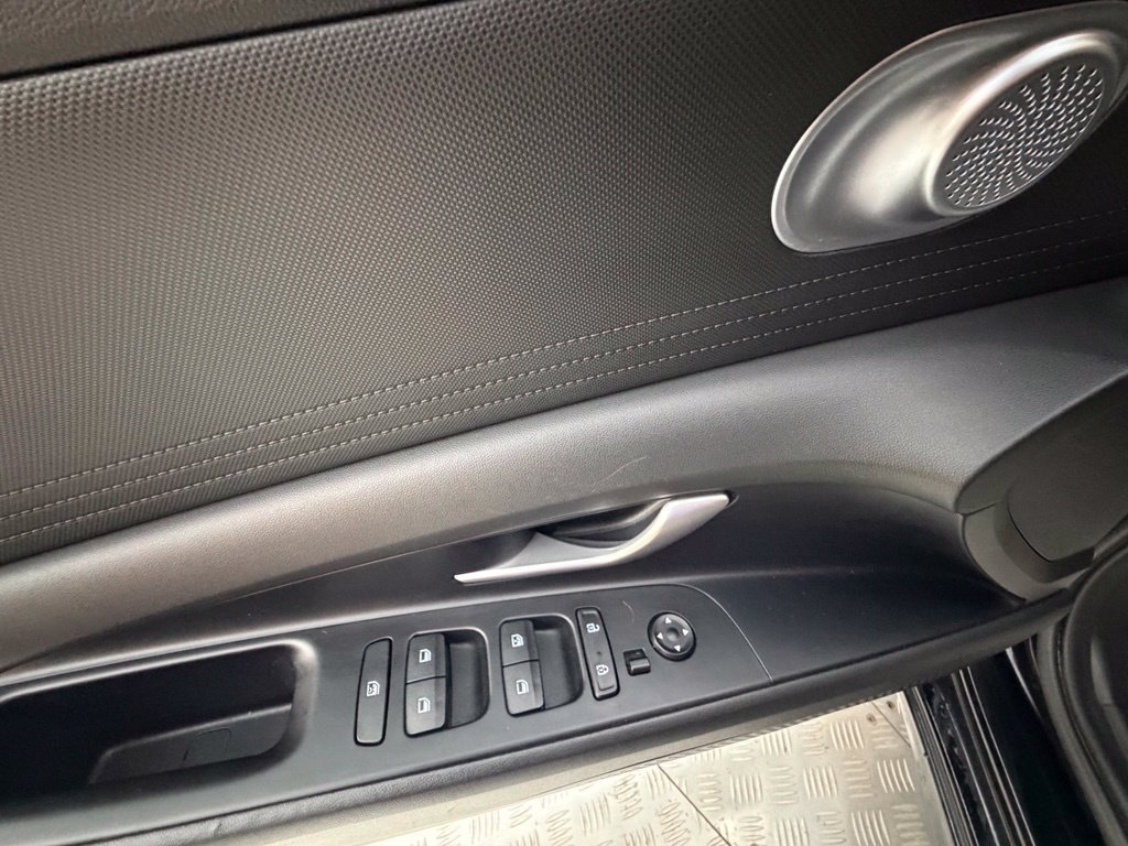 Certified 2023 Hyundai Elantra SEL FWD image 37